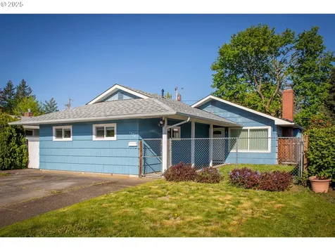 1320 SE 158th Avenue Portland OR 97233