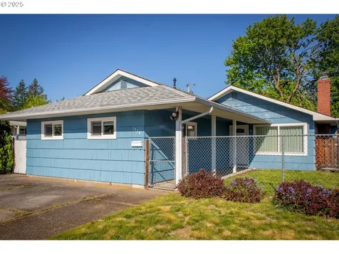 1320 SE 158th Avenue Portland OR 97233