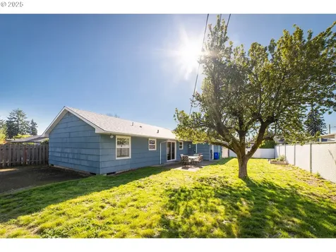 1320 SE 158th Avenue Portland OR 97233