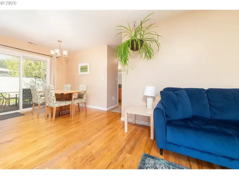 1320 SE 158th Avenue Portland OR 97233