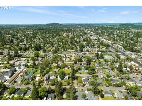 7931 SE Malden Court Portland OR 97206