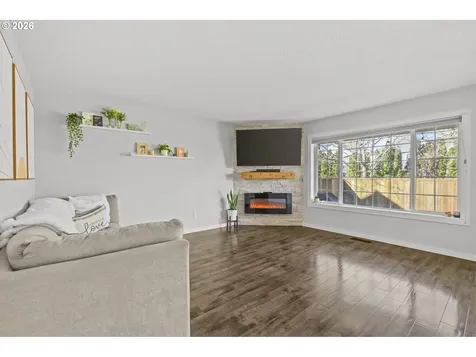 42017 NW Elmhurst Court Banks OR 97106