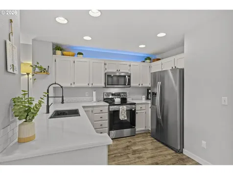 42017 NW Elmhurst Court Banks OR 97106