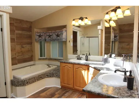 33433 SE Muddy Duck Lane Eagle Creek OR 97022