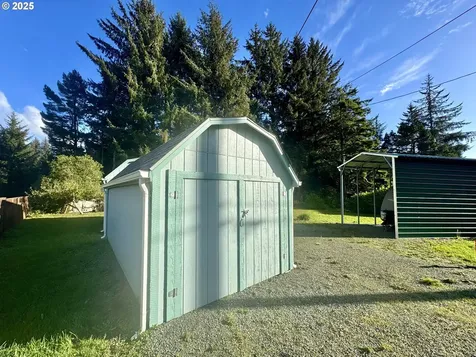 62951 SW 10th Road Coos Bay OR 97420