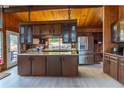 1751 Fairhill Drive Roseburg OR 97471