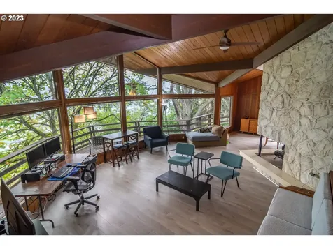 1751 Fairhill Drive Roseburg OR 97471