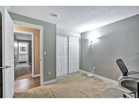 9505 SW 50th Avenue Portland OR 97219