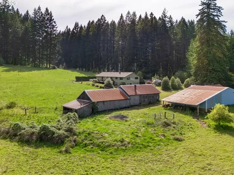 25420 NW Pumpkin Ridge Road North Plains OR 97133