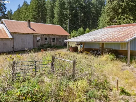 25420 NW Pumpkin Ridge Road North Plains OR 97133