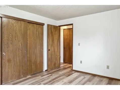 15200 S Bradley Road Oregon City OR 97045