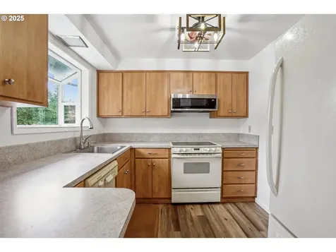 15200 S Bradley Road Oregon City OR 97045