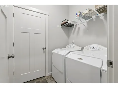 2582 SW Thomas Way Gresham OR 97080