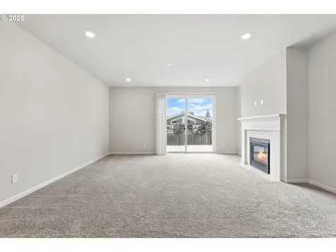 2582 SW Thomas Way Gresham OR 97080