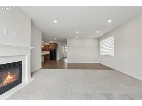 2582 SW Thomas Way Gresham OR 97080