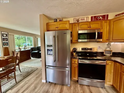 95089 Timber Park Lane Coos Bay OR 97420