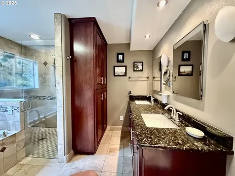 95089 Timber Park Lane Coos Bay OR 97420