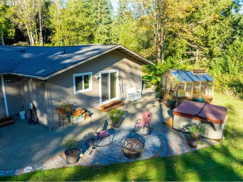 95089 Timber Park Lane Coos Bay OR 97420