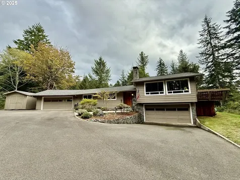 95089 Timber Park Lane Coos Bay OR 97420