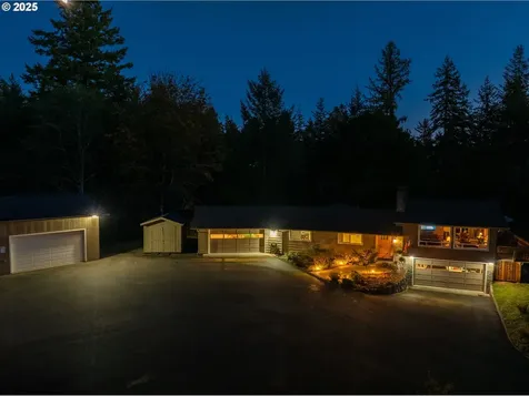 95089 Timber Park Lane Coos Bay OR 97420