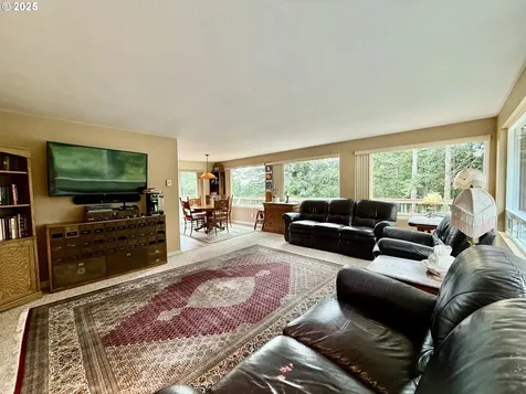 95089 Timber Park Lane Coos Bay OR 97420