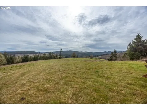 Kenady Lane Lot 401 Cottage Grove OR 97424