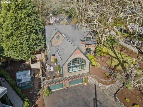 4212 Southshore Boulevard Lake Oswego OR 97035