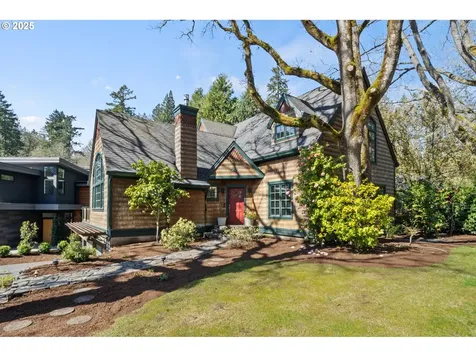 4212 Southshore Boulevard Lake Oswego OR 97035
