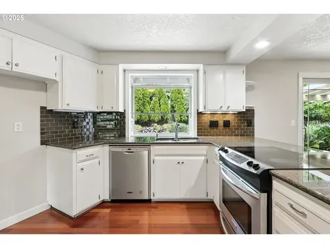 9740 SW New Forest Drive Beaverton OR 97008