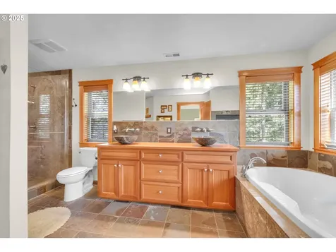 27911 Lady Slipper Loop Eugene OR 97405