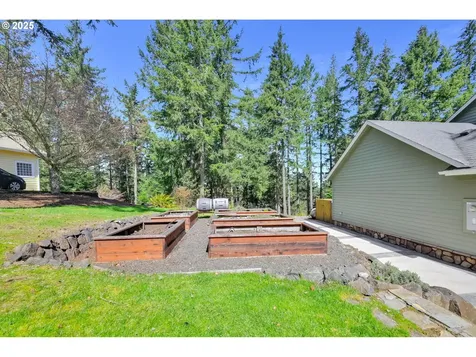 27911 Lady Slipper Loop Eugene OR 97405