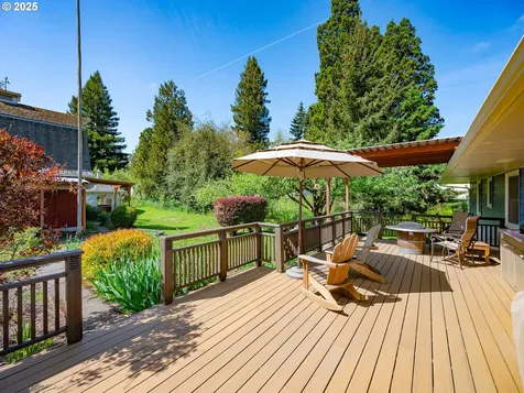 464 Spring Creek Drive Eugene OR 97404