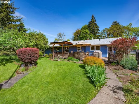 464 Spring Creek Drive Eugene OR 97404