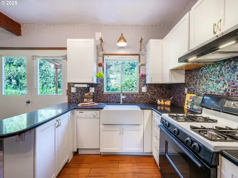 464 Spring Creek Drive Eugene OR 97404