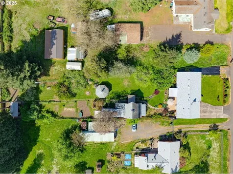 464 Spring Creek Drive Eugene OR 97404