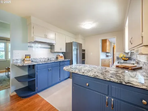 464 Spring Creek Drive Eugene OR 97404
