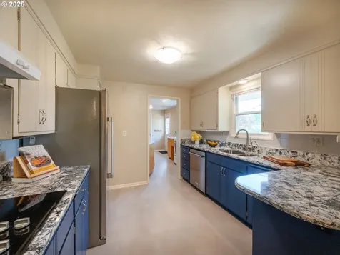 464 Spring Creek Drive Eugene OR 97404