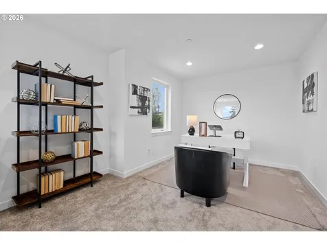 284 NW Mawrcrest Avenue Gresham OR 97030