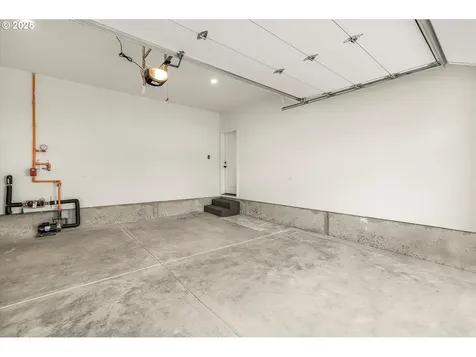 284 NW Mawrcrest Avenue Gresham OR 97030
