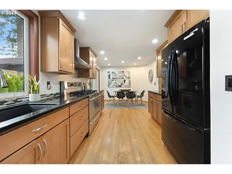 8814 SW 19th Avenue Portland OR 97219