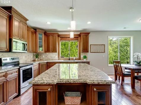4868 Y Street Washougal WA 98671