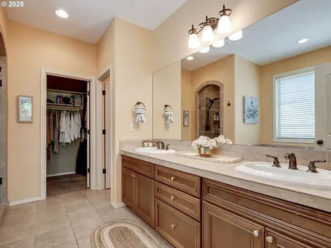 4868 Y Street Washougal WA 98671