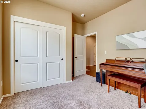 4868 Y Street Washougal WA 98671