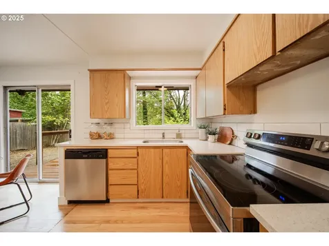 4239 SW Garden Home Road Portland OR 97219