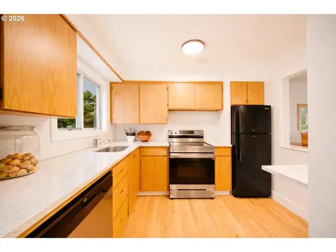 4239 SW Garden Home Road Portland OR 97219