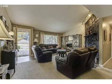 377 NW 183rd Avenue Beaverton OR 97006