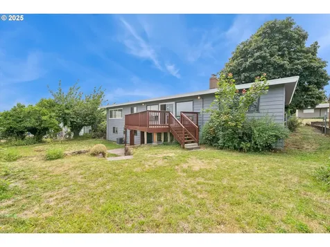 12115 NE Fargo Court Portland OR 97220