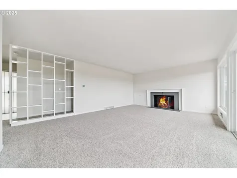 12115 NE Fargo Court Portland OR 97220