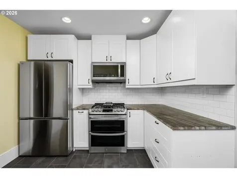 9707 N Lombard Street Portland OR 97203