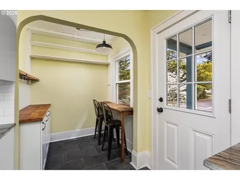 9707 N Lombard Street Portland OR 97203